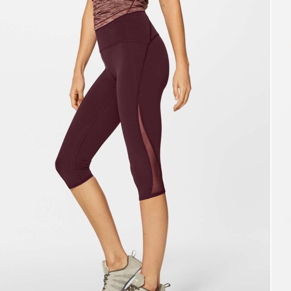 Lululemon Train Times Crop (17") Garnet